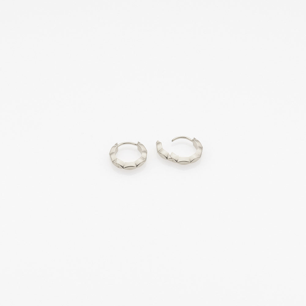 Tiny Treasures navette σκουλαρίκια huggies λευκό χρυσό 14Κ