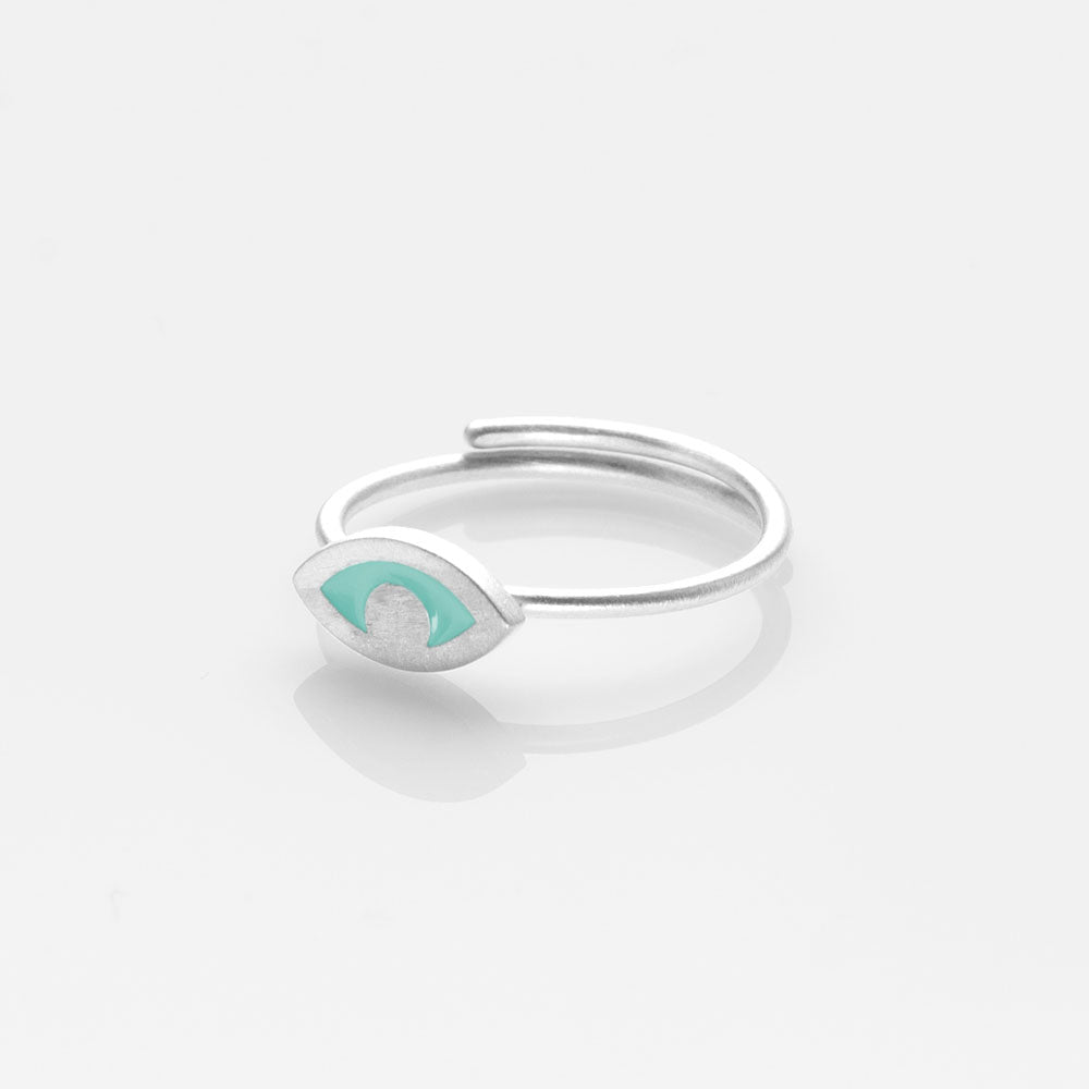 Ayelette ring silver