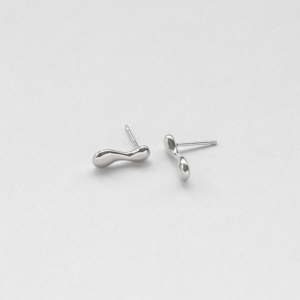 L'eau flow σκουλαρίκια ασημί