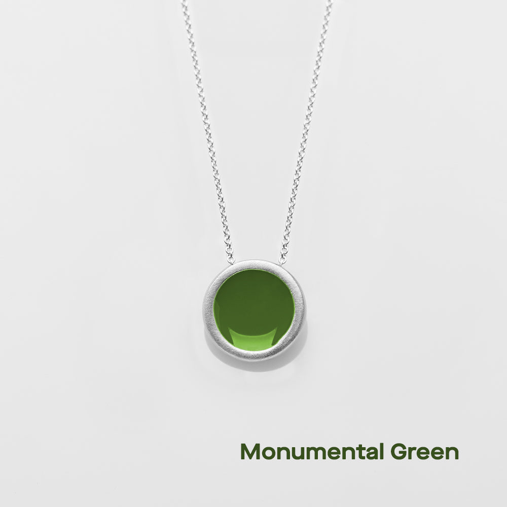monumental green