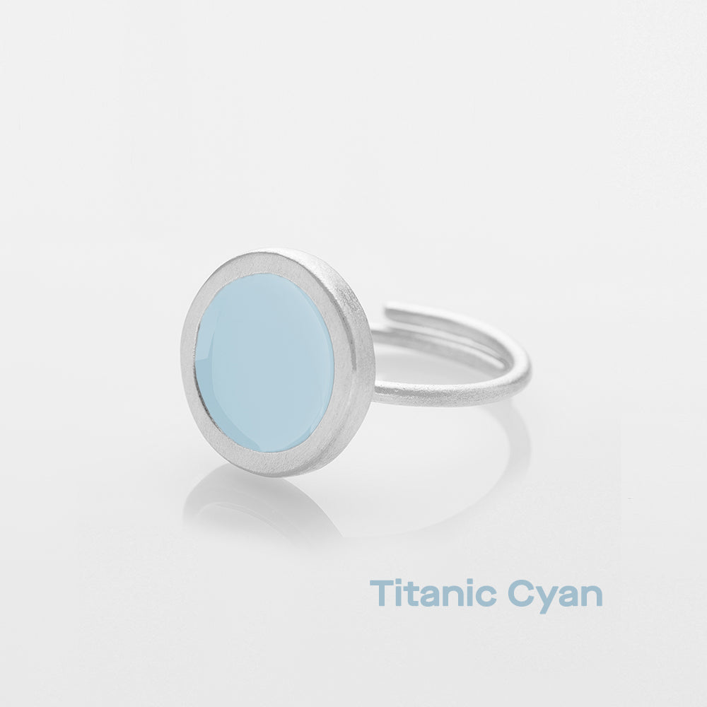 titanic cyan