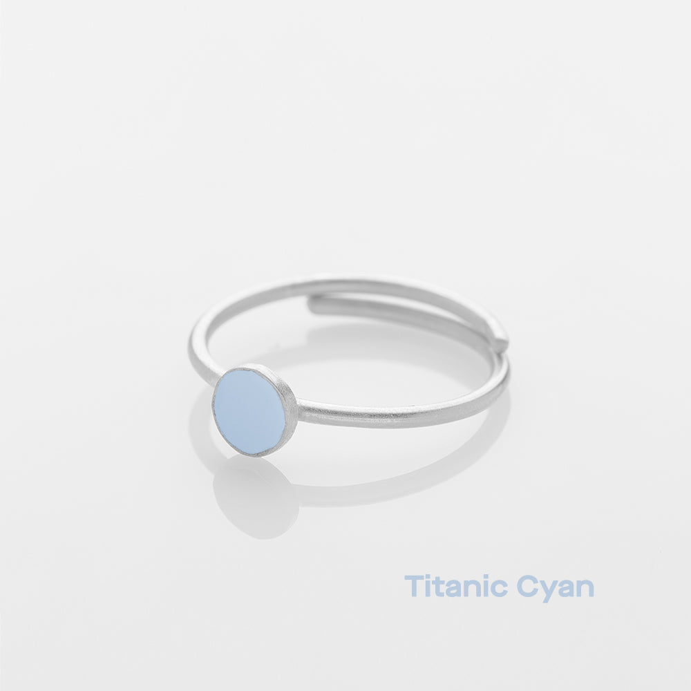 titanic cyan