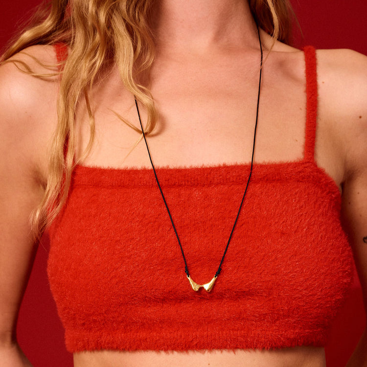 Pinky Promise Lucky Charm 2026 κολιέ χρυσό με μαύρο κορδόνι