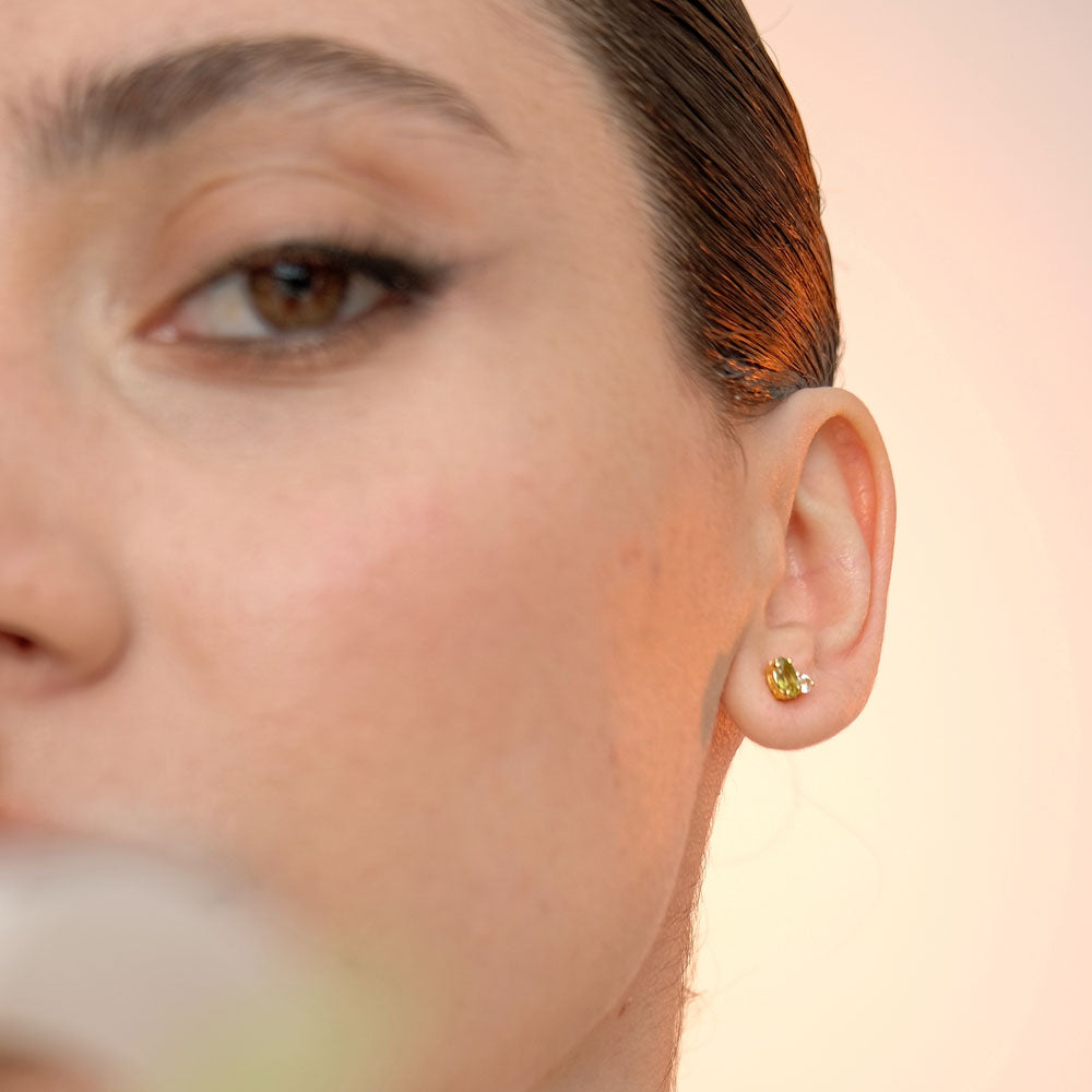 Fizzy peridot & white topaz σκουλαρίκια καρφωτά κίτρινο χρυσό 14Κ