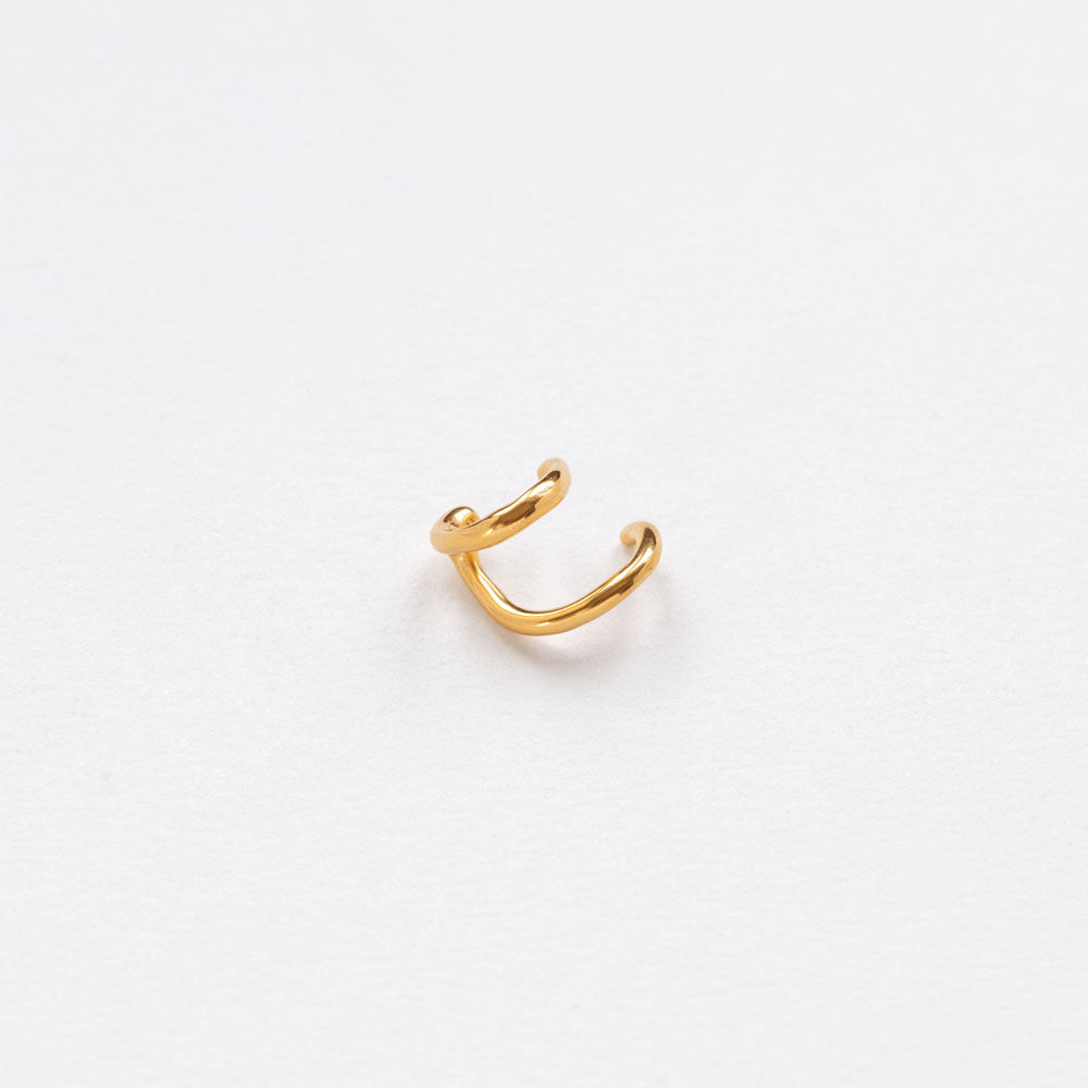 Hugging cuff gold
