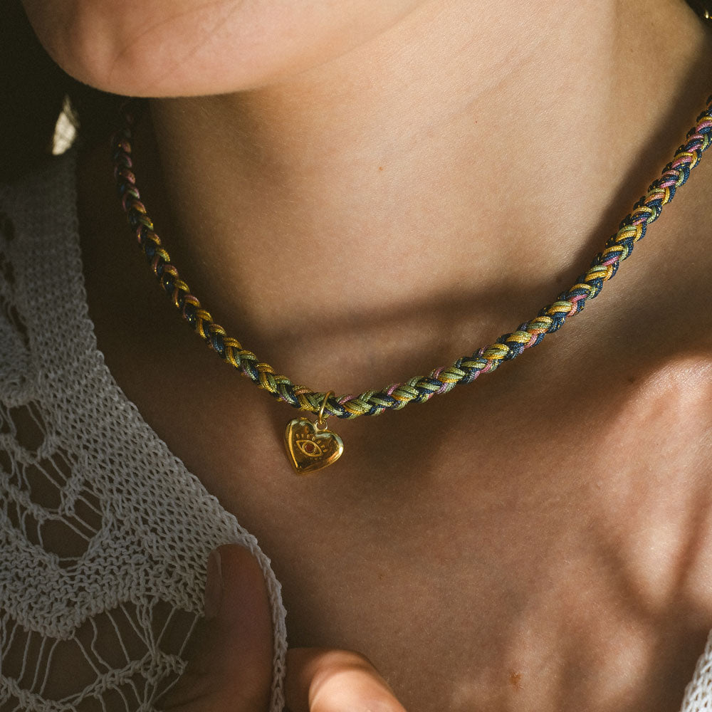 Prigipo x Deximi blue thread necklace gold