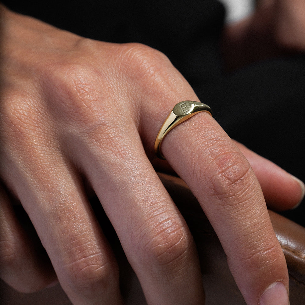 Oval δαχτυλίδι κίτρινο χρυσό 14Κ engraved