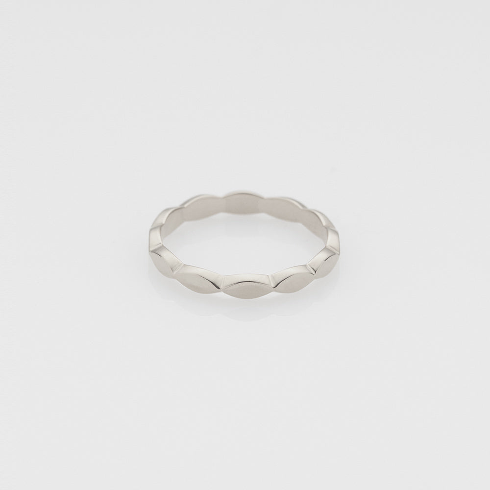 Tiny Treasures navette δαχτυλίδι λευκό χρυσό 14Κ